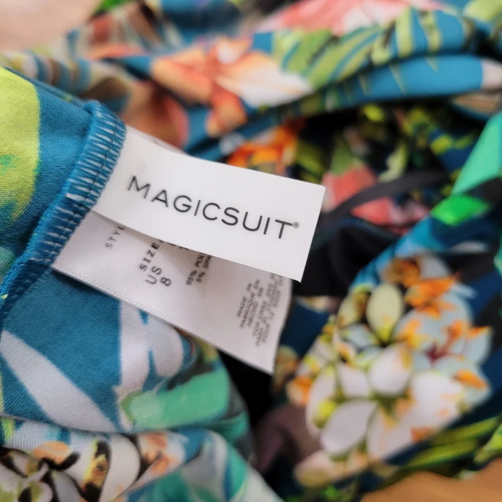 MAGICSUIT Womens Serenity Sophie tropical underwire halter tankini top NEW